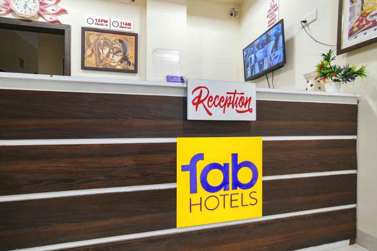 Fabexpress Golden Villa อินดอร์ ภายนอก รูปภาพ